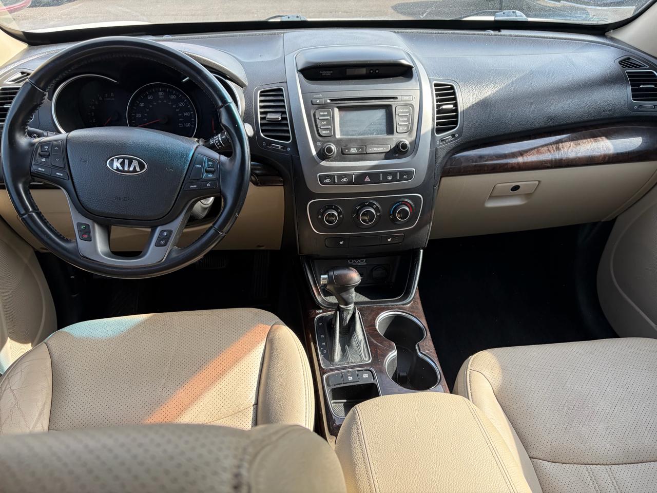 Kia Sorento 2WD 4dr I4 LX 2015