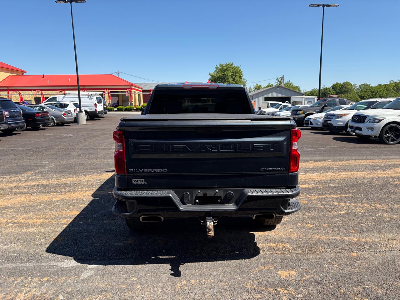 Chevrolet Silverado 1500 4WD Crew Cab 147" Custom Trail Boss 2020