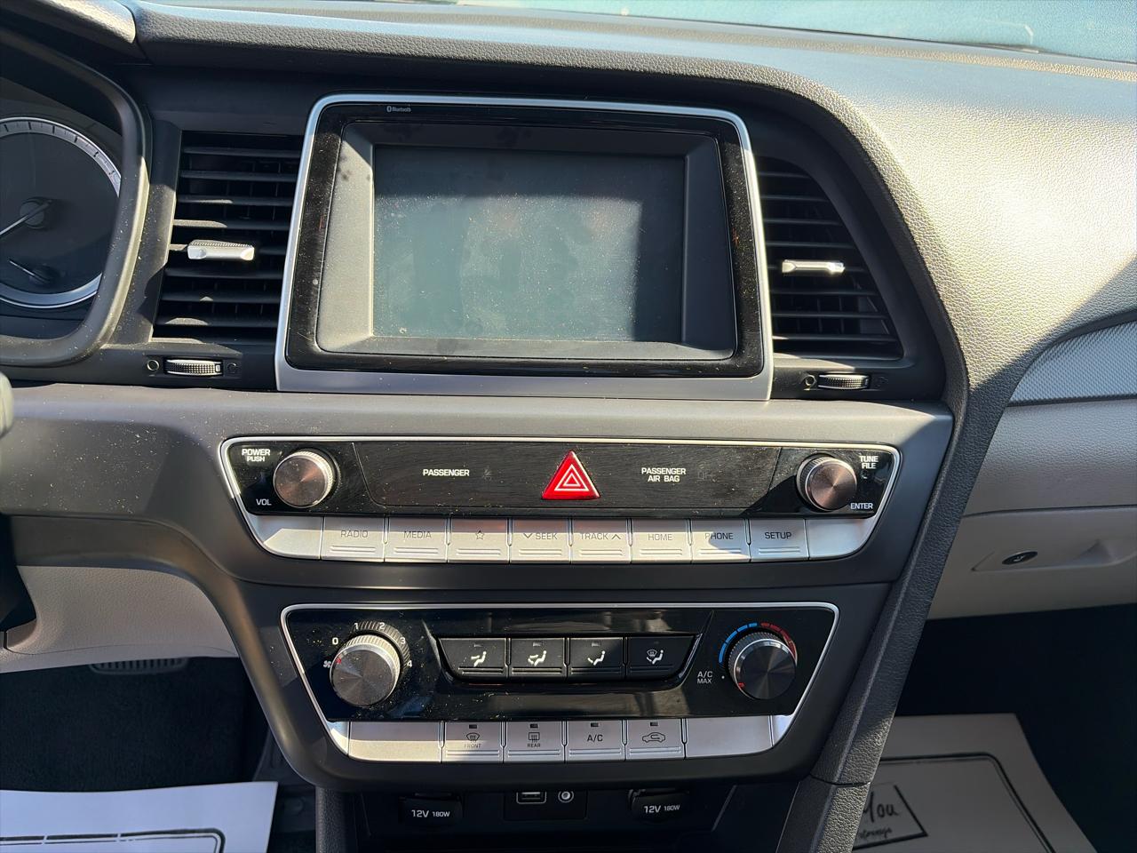 Hyundai Sonata SE 2.4L 2019