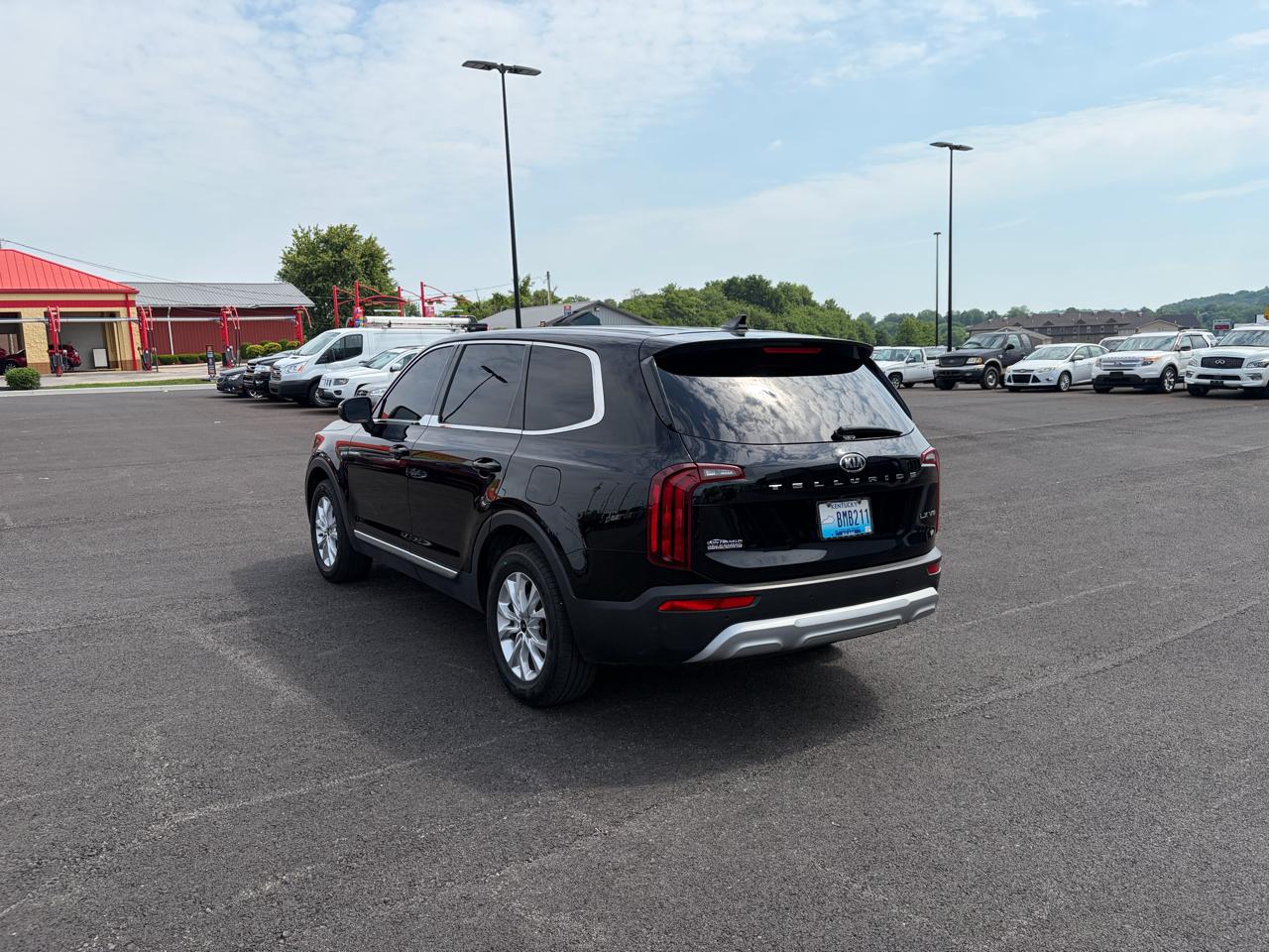 Kia Telluride LX FWD 2021