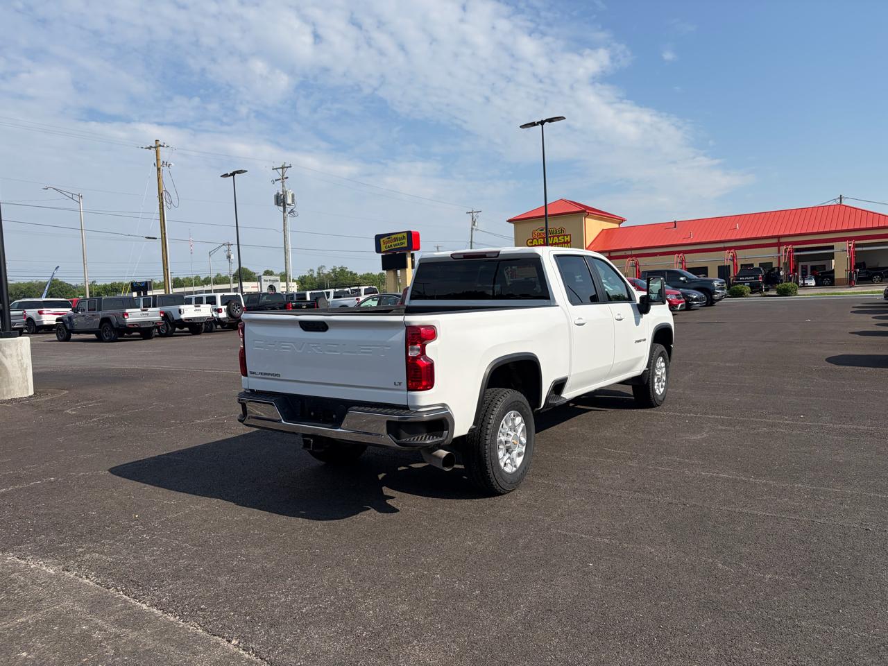 Chevrolet Silverado 2500HD 4WD Crew Cab 159" LT 2023