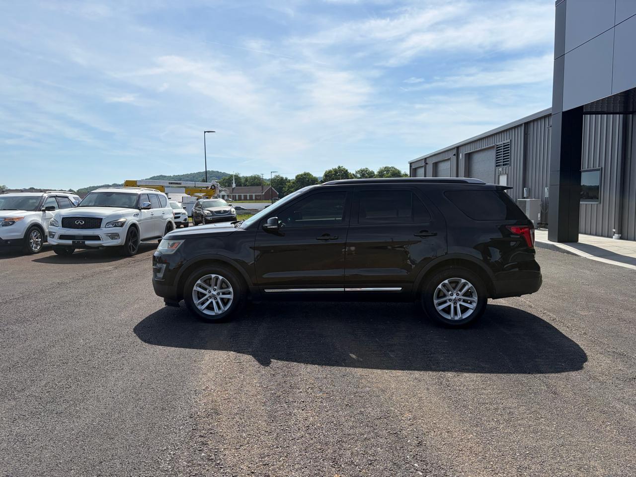 Ford Explorer FWD 4dr XLT 2016