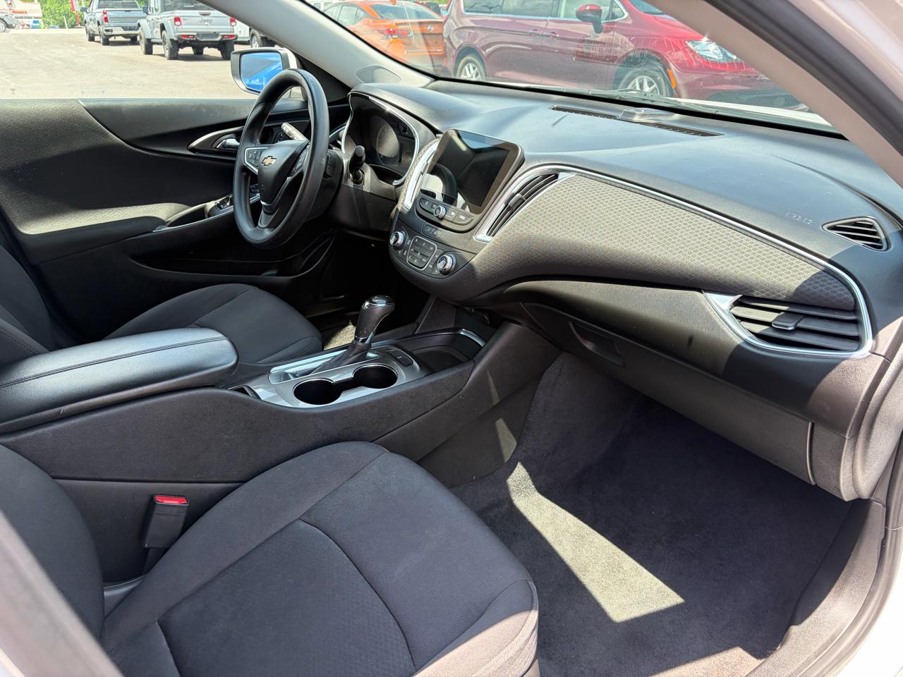 Chevrolet Malibu 4dr Sdn LT 2020