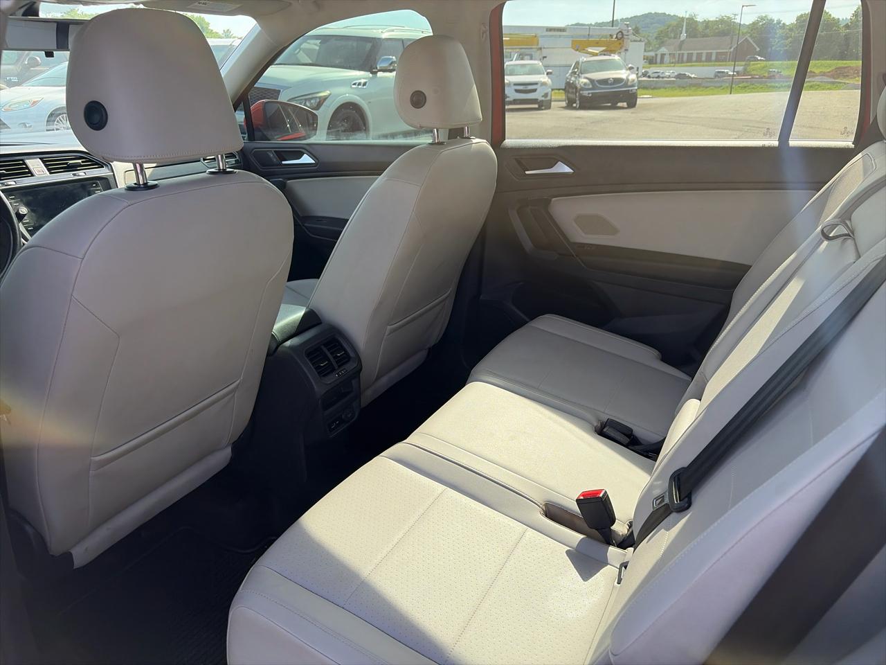 Volkswagen Tiguan 2.0T SE FWD 2019