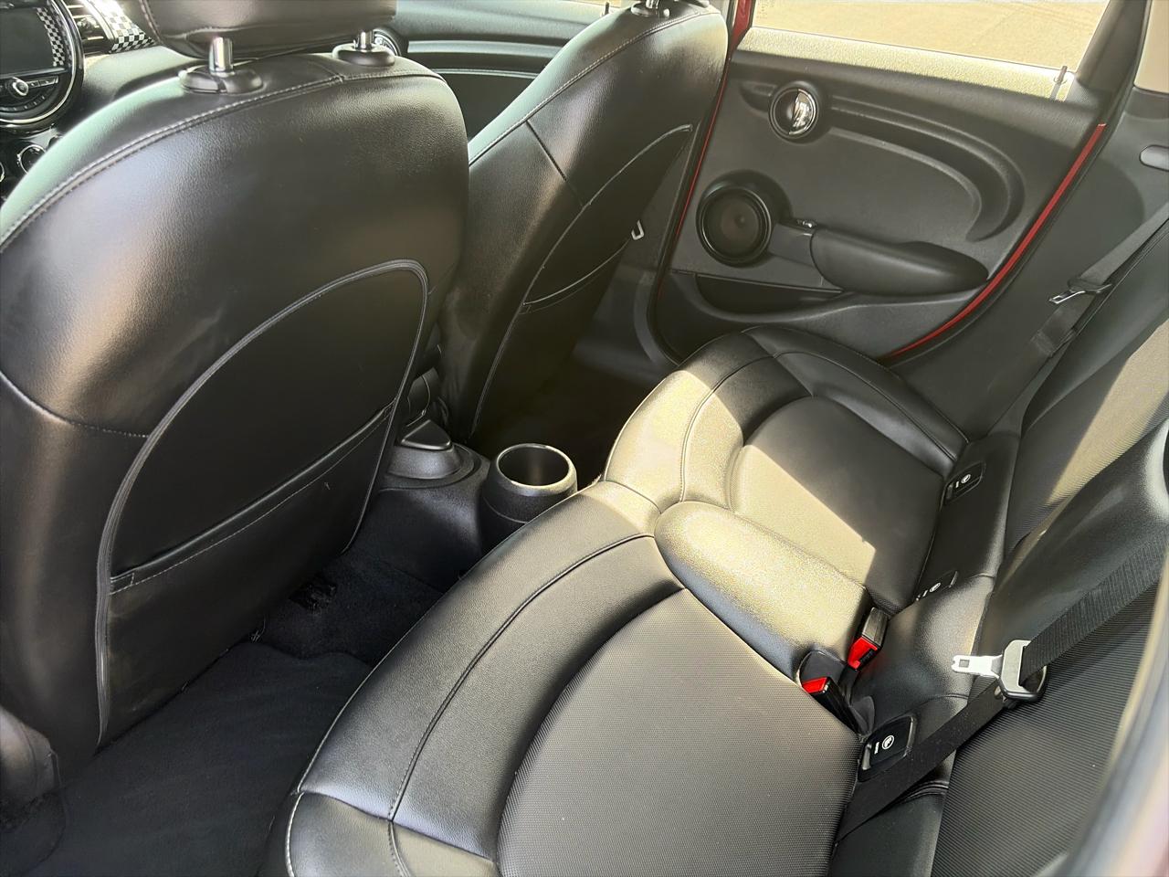 MINI Cooper Hardtop 4 Door 4dr HB 2016