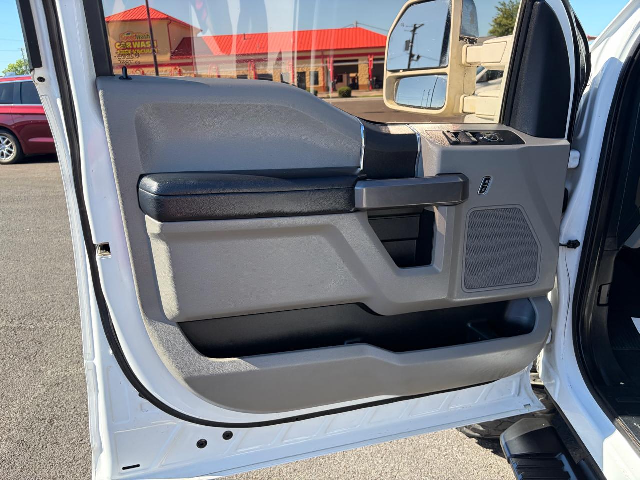 Ford Super Duty F-250 SRW XLT 4WD Crew Cab 6.75' Box 2019