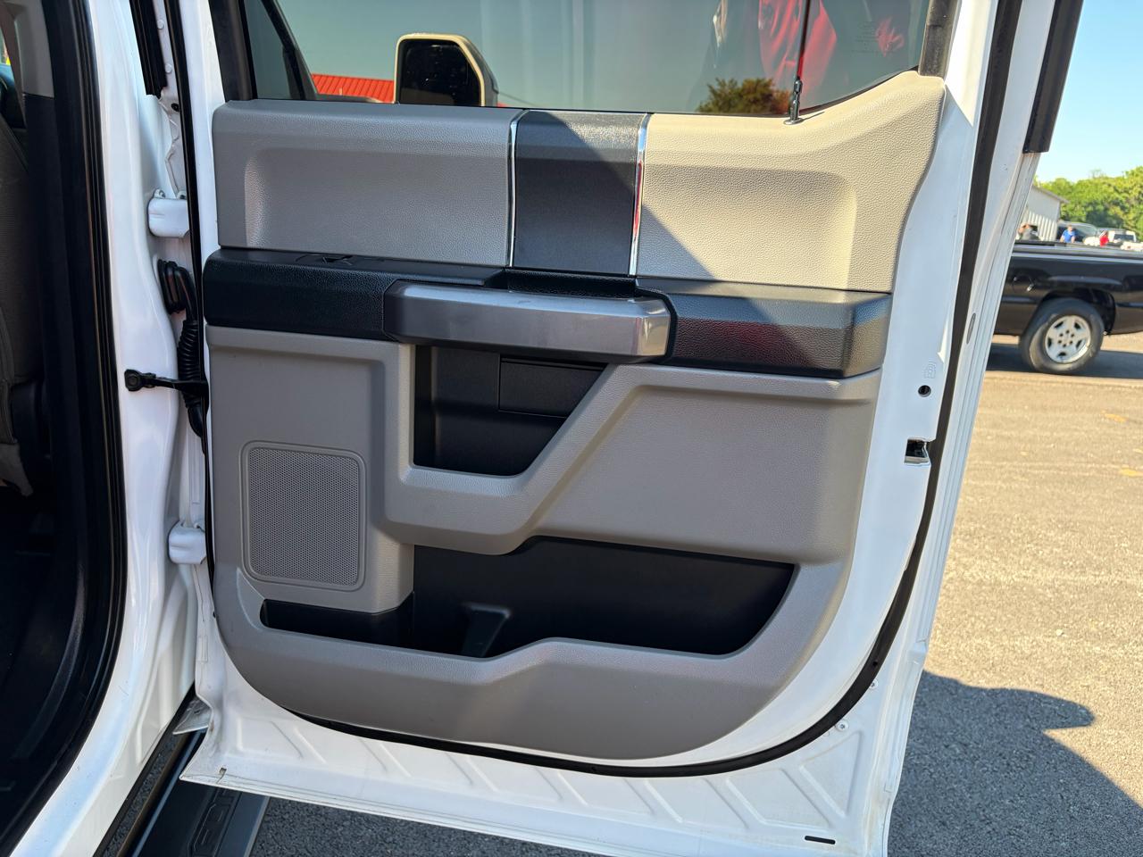 Ford Super Duty F-250 SRW XLT 4WD Crew Cab 6.75' Box 2019