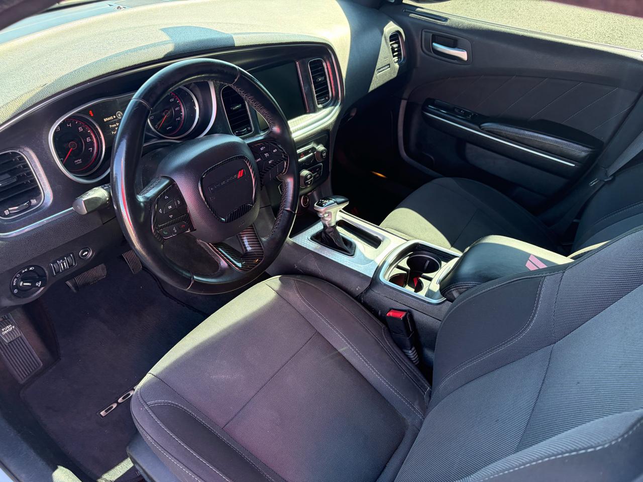 Dodge Charger 4dr Sdn SXT RWD 2016