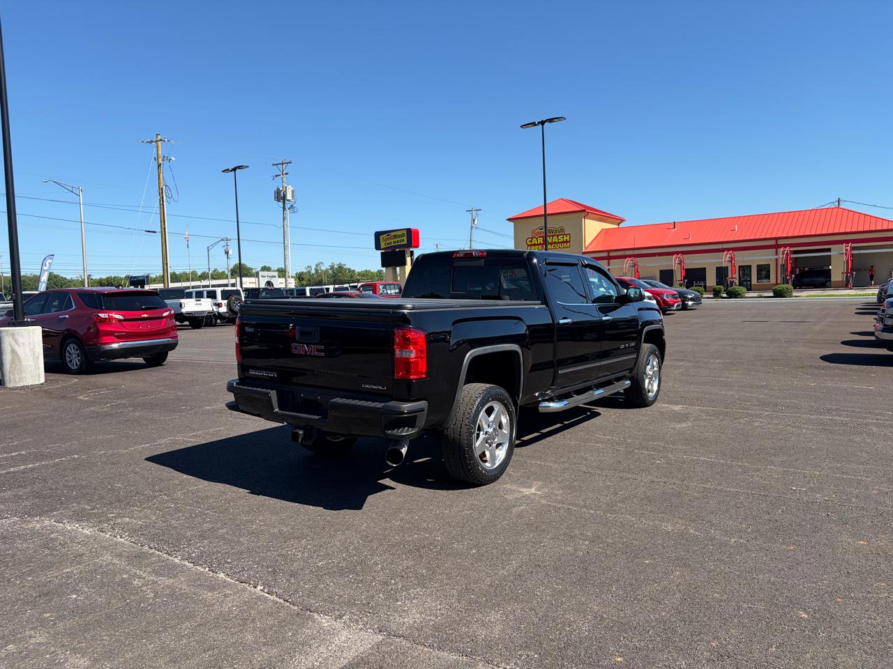 GMC Sierra 2500HD 4WD Crew Cab 153.7" Denali 2015