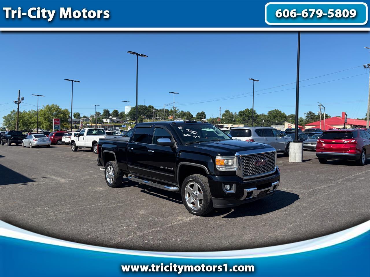 GMC Sierra 2500HD 4WD Crew Cab 153.7" Denali 2015