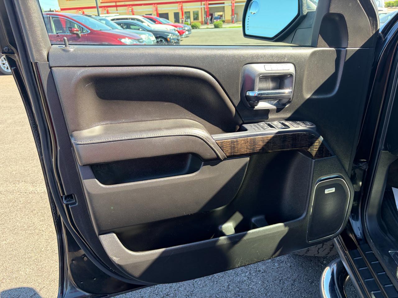 GMC Sierra 2500HD 4WD Crew Cab 153.7" Denali 2015