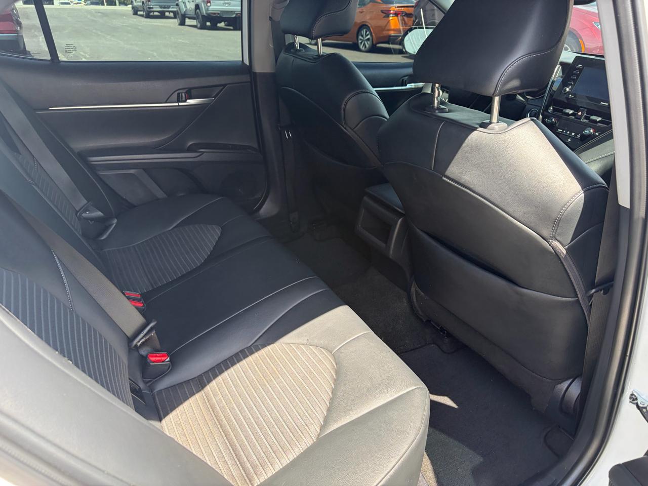Toyota Camry SE Auto (Natl) 2023