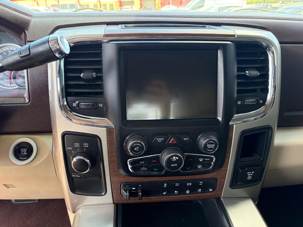 RAM 2500 4WD Crew Cab 149" Laramie 2015