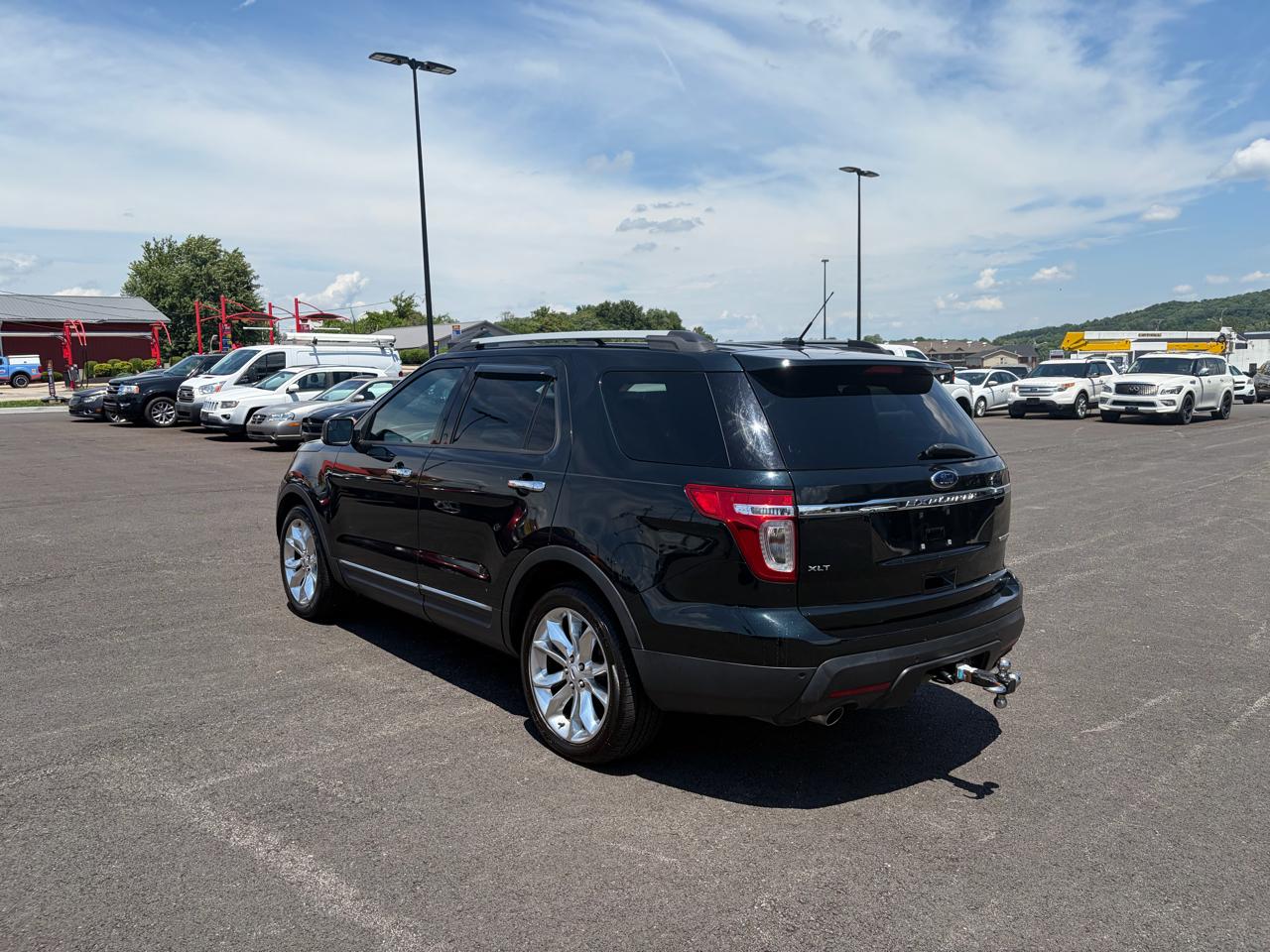 Ford Explorer FWD 4dr XLT 2014