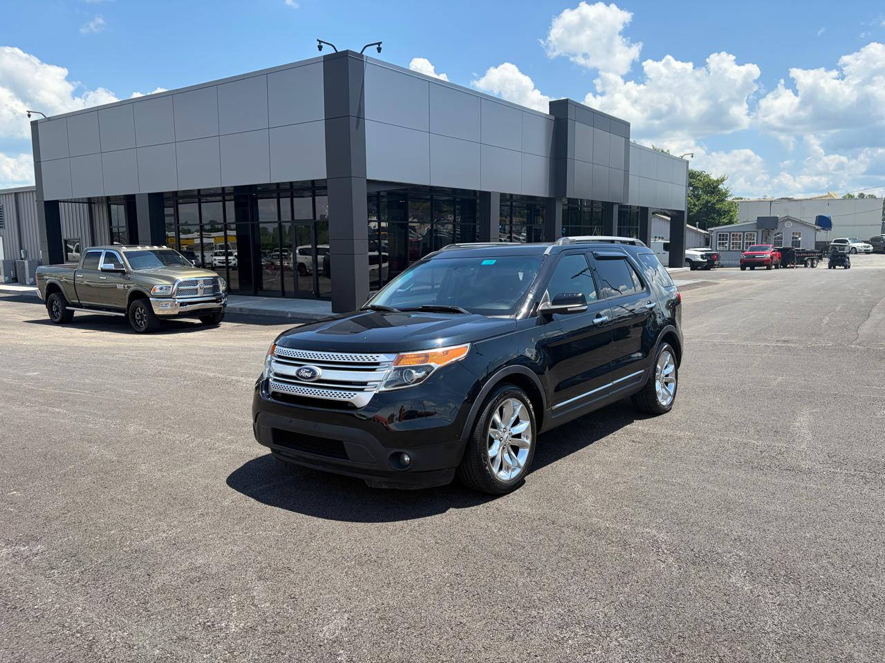 Ford Explorer FWD 4dr XLT 2014