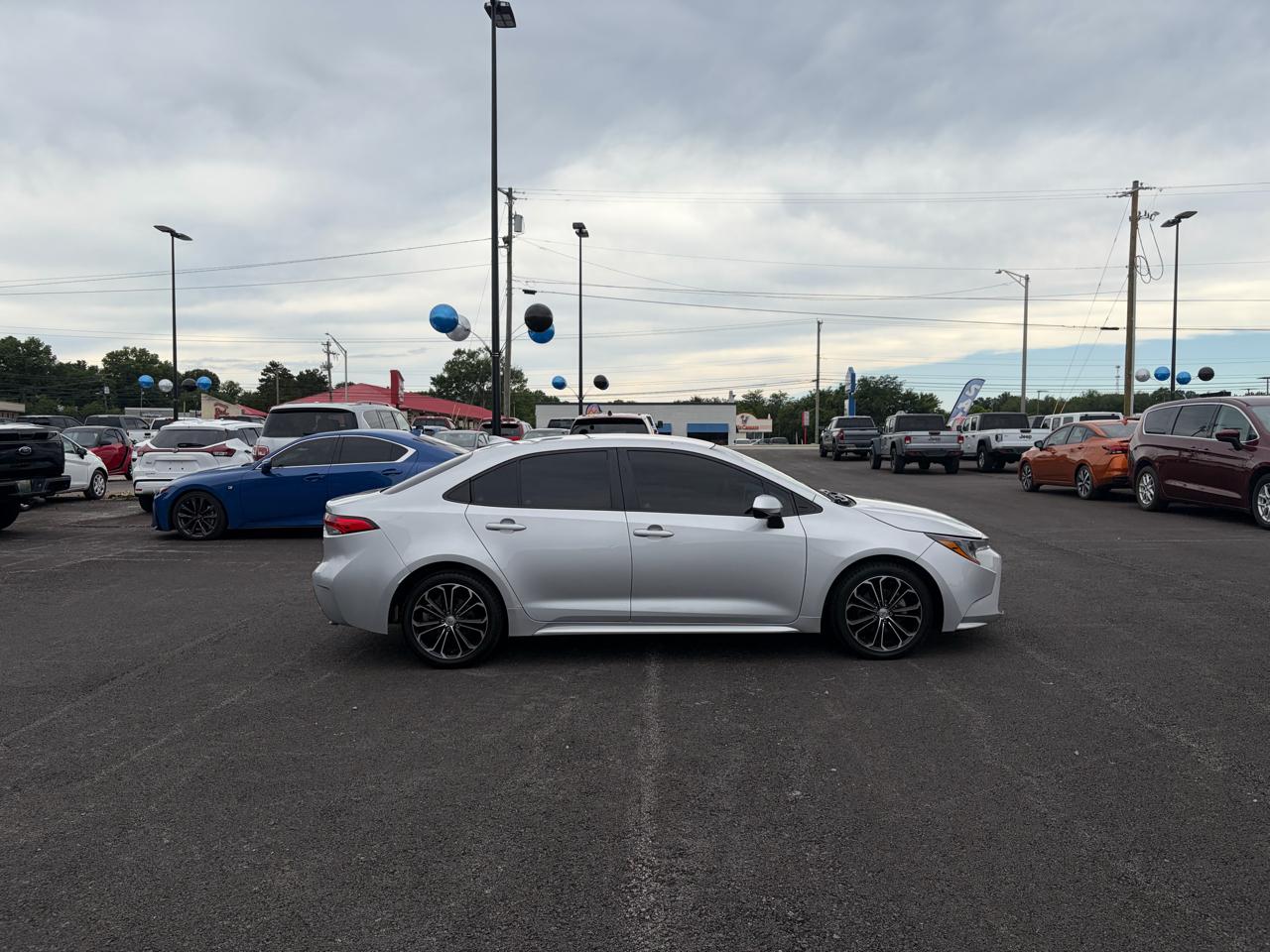 Toyota Corolla LE CVT (Natl) 2021