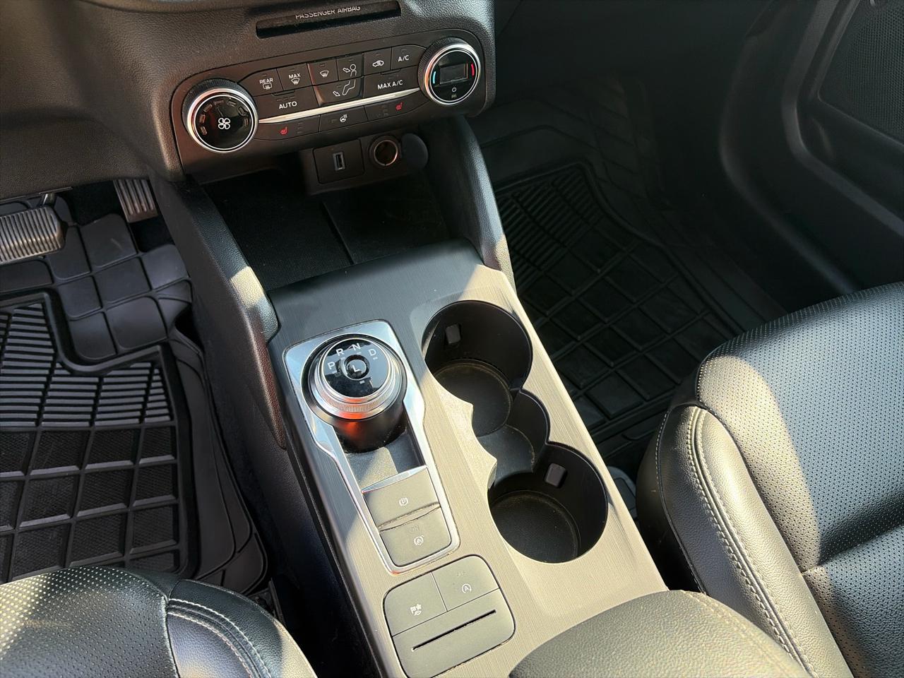 Ford Escape SEL FWD 2020