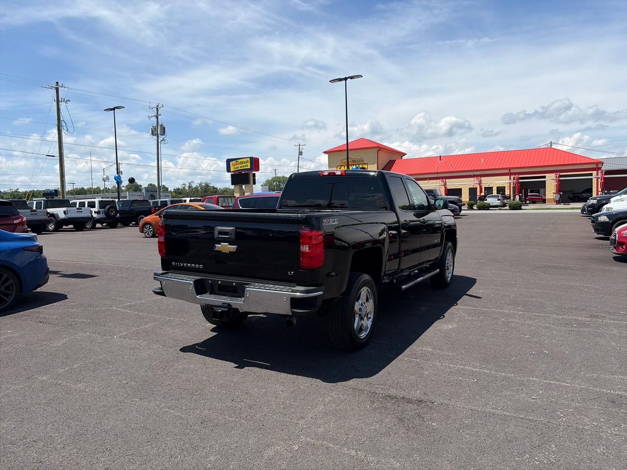 Chevrolet Silverado 2500HD 4WD Double Cab 144.2" LT 2015
