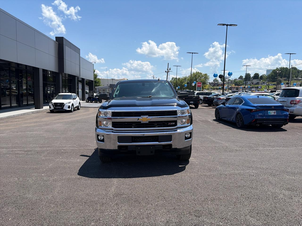Chevrolet Silverado 2500HD 4WD Double Cab 144.2" LT 2015