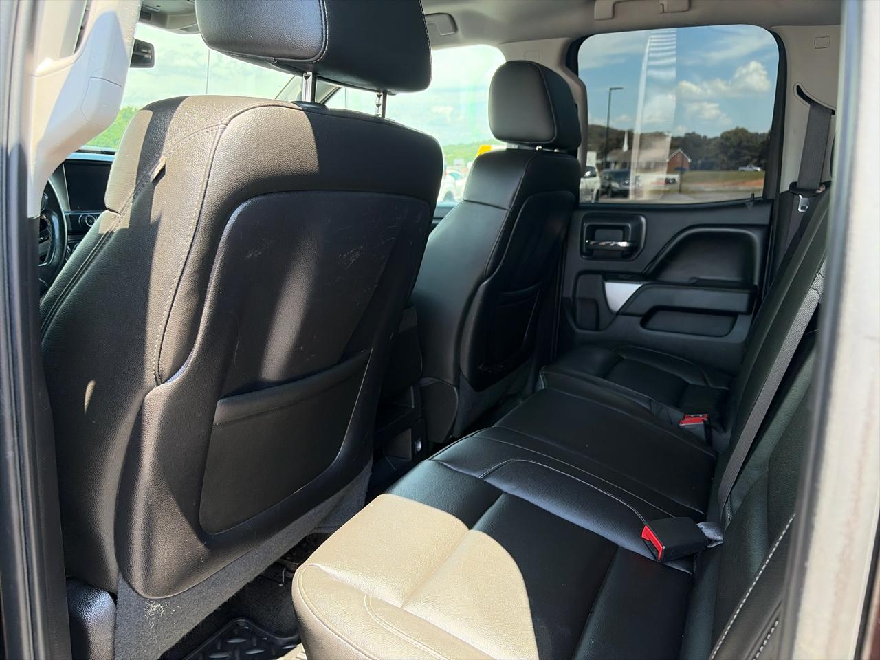 Chevrolet Silverado 2500HD 4WD Double Cab 144.2" LT 2015