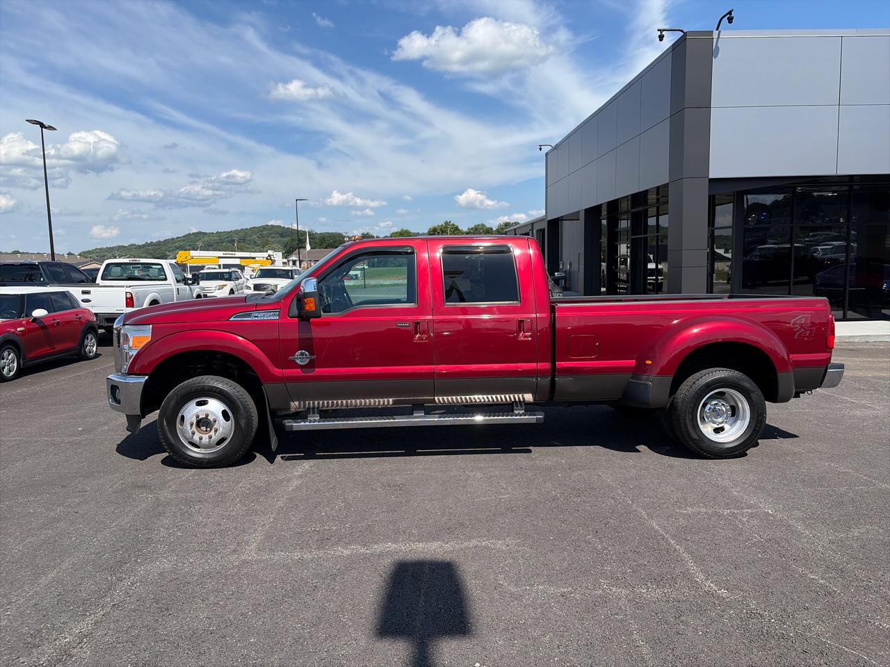 Ford Super Duty F-350 DRW 4WD Crew Cab 172" Platinum 2016