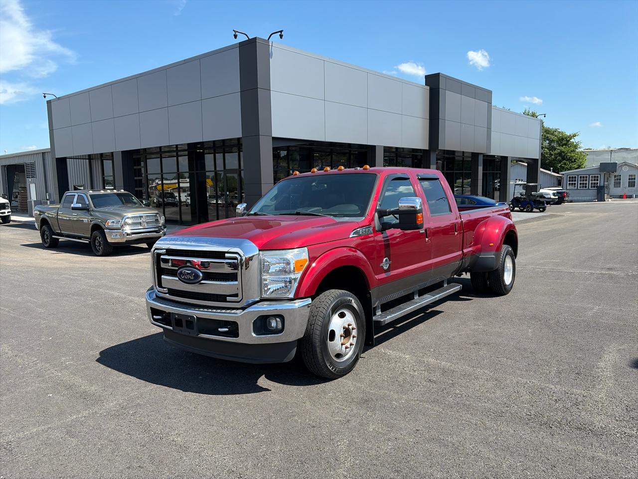 Ford Super Duty F-350 DRW 4WD Crew Cab 172" Platinum 2016