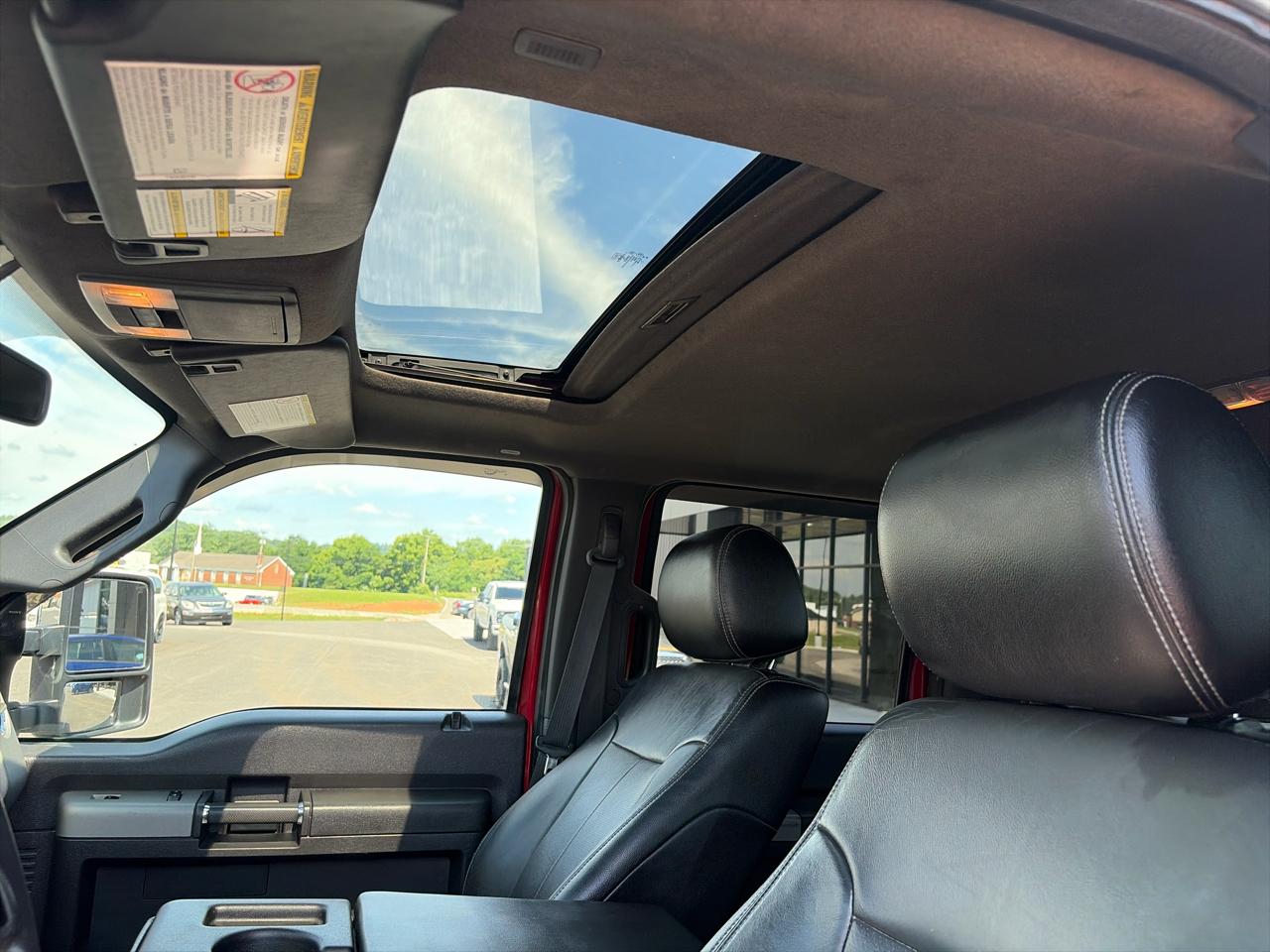 Ford Super Duty F-350 DRW 4WD Crew Cab 172" Platinum 2016