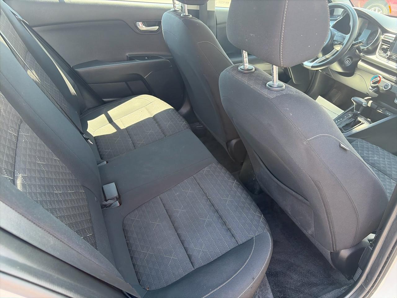 Kia Rio LX IVT 2021