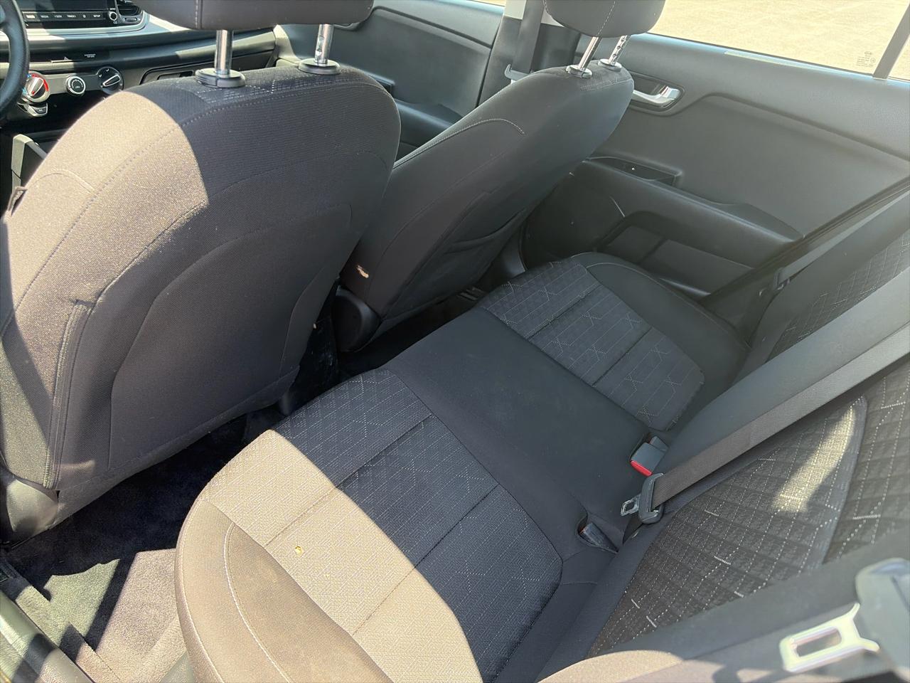 Kia Rio LX IVT 2021
