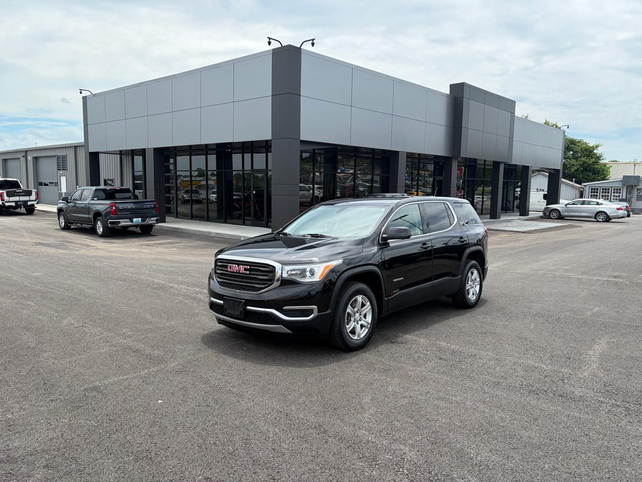 GMC Acadia AWD 4dr SLE w/SLE-1 2019