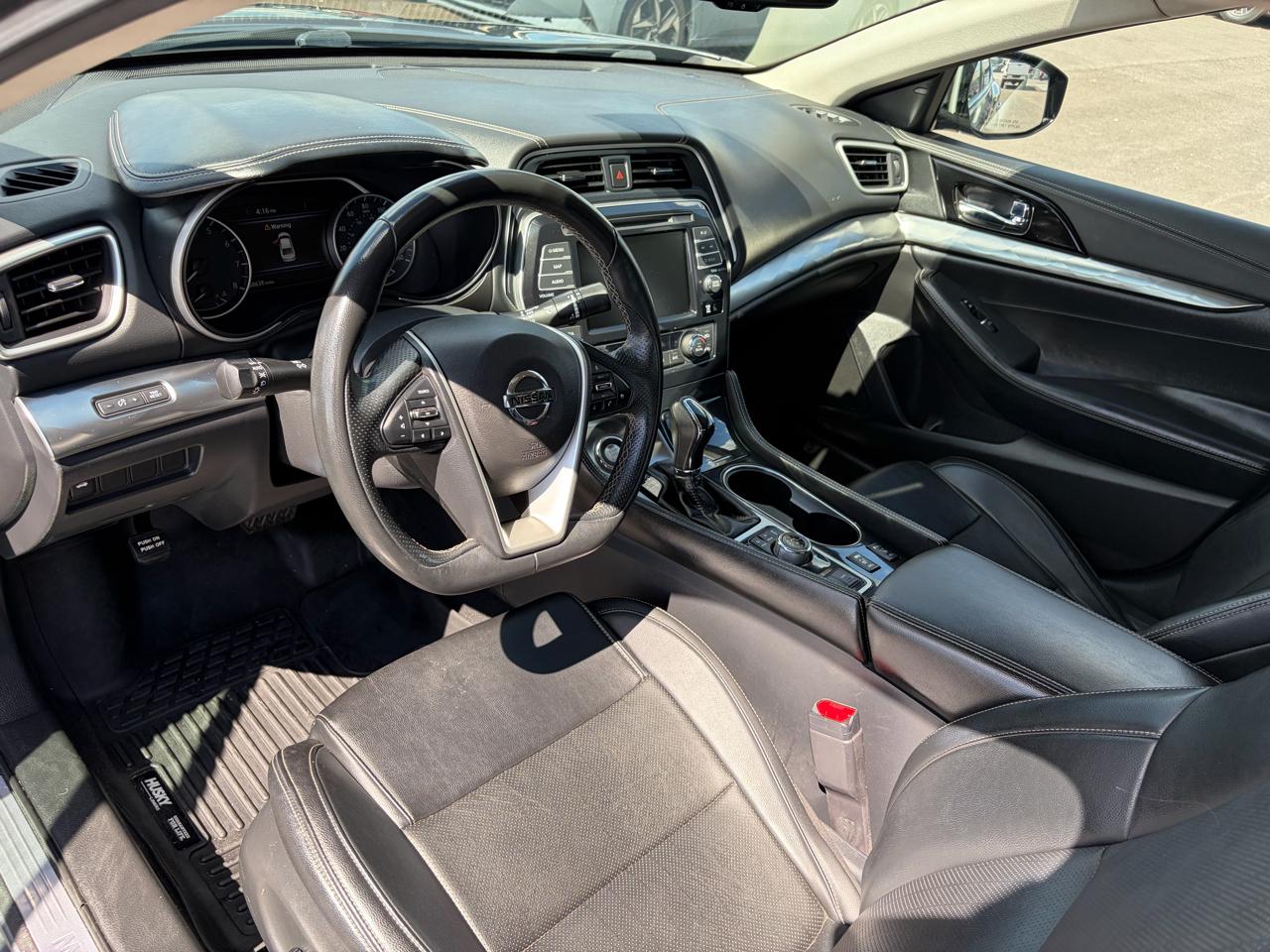 Nissan Maxima SV 3.5L 2021