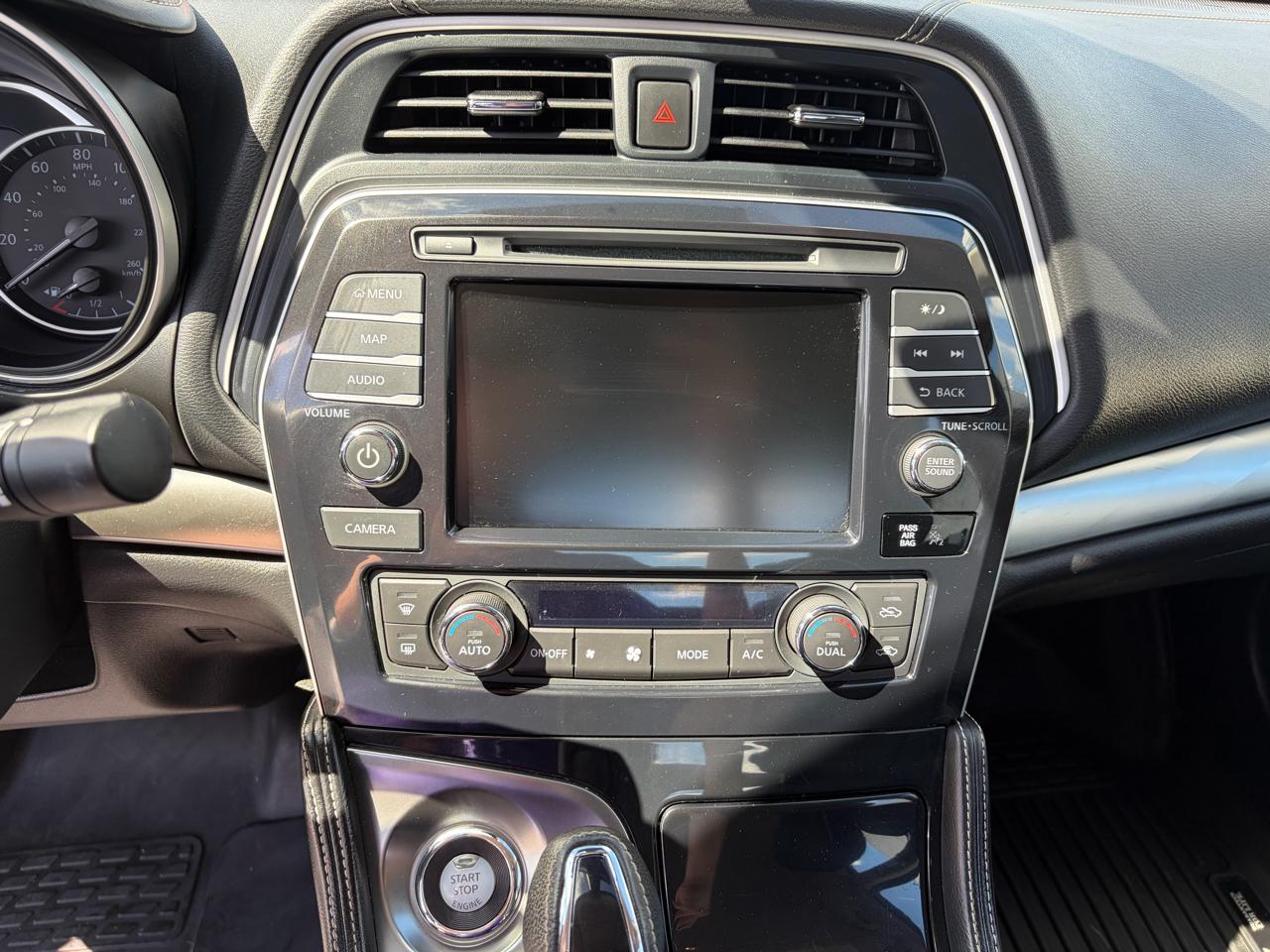 Nissan Maxima SV 3.5L 2021
