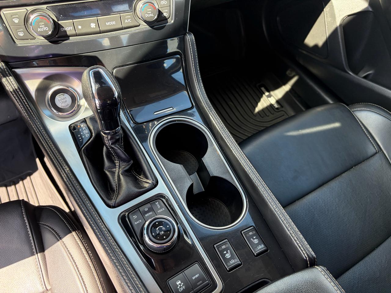 Nissan Maxima SV 3.5L 2021