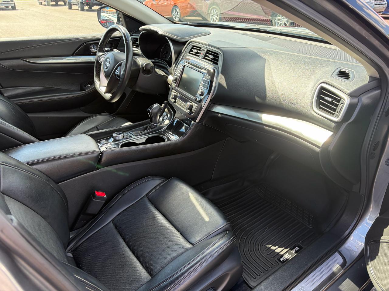 Nissan Maxima SV 3.5L 2021