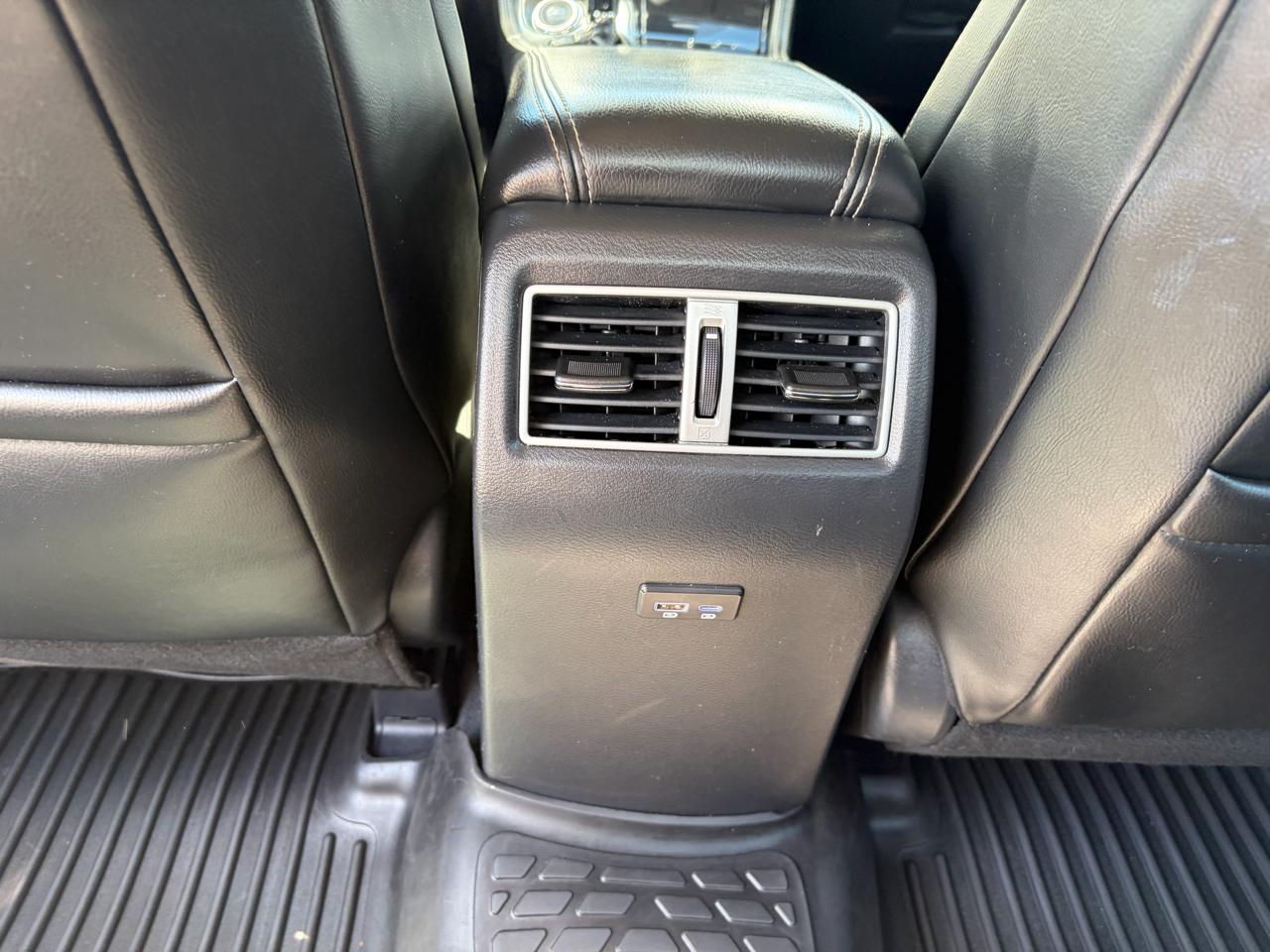 Nissan Maxima SV 3.5L 2021