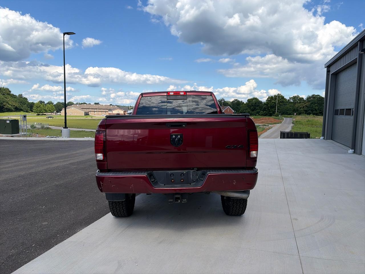 RAM 2500 4WD Mega Cab 160.5" Laramie 2016