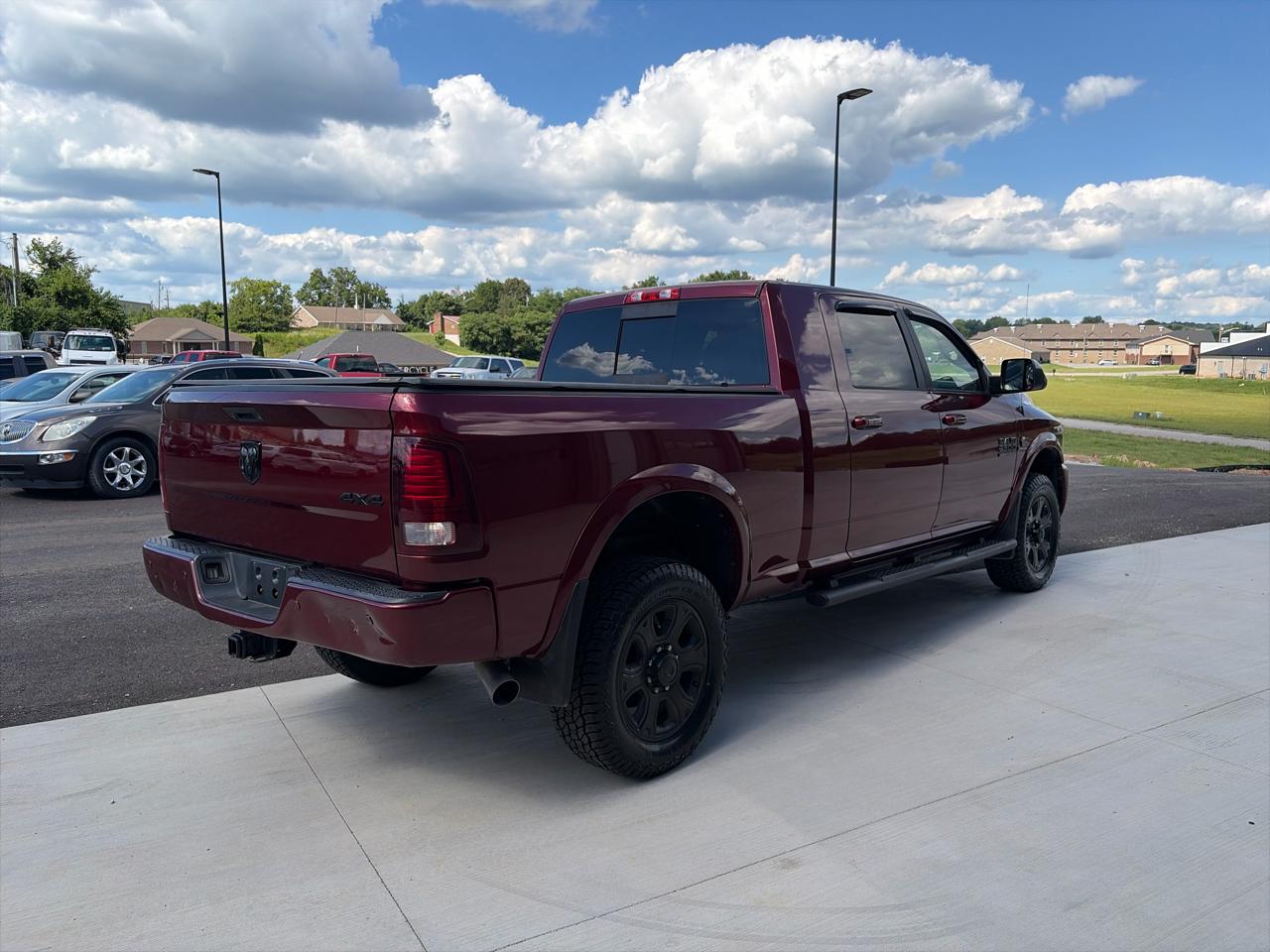 RAM 2500 4WD Mega Cab 160.5" Laramie 2016