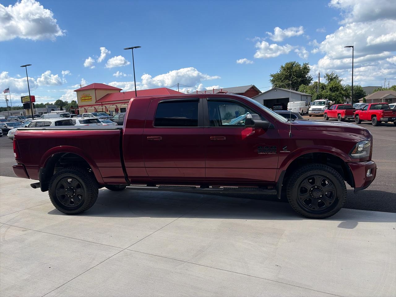 RAM 2500 4WD Mega Cab 160.5" Laramie 2016