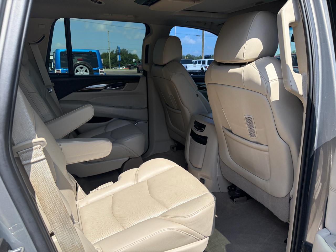 Cadillac Escalade 4WD 4dr Premium Luxury 2018
