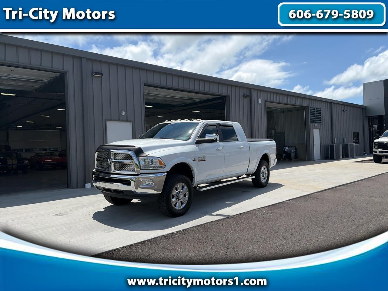 RAM 3500 Laramie 4x4 Mega Cab 6'4" Box 2018