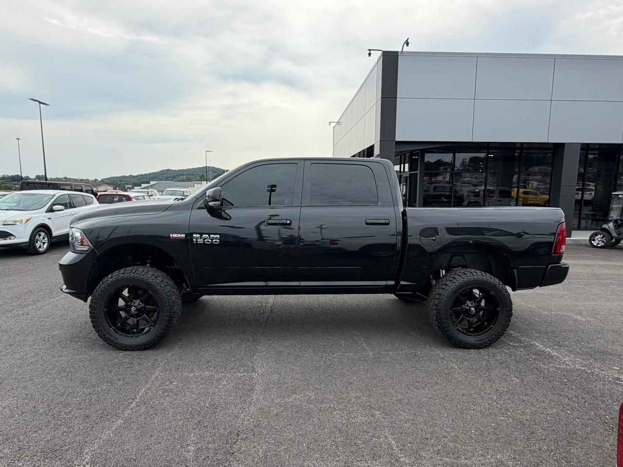 RAM 1500 Sport 4x4 Crew Cab 5'7" Box *Ltd Avail* 2018