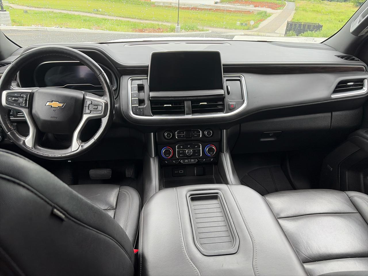 Chevrolet Suburban 4WD 4dr LT 2022