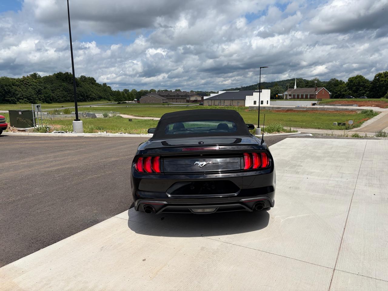 Ford Mustang EcoBoost Convertible 2021