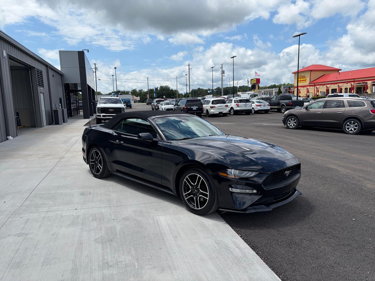Ford Mustang EcoBoost Convertible 2021