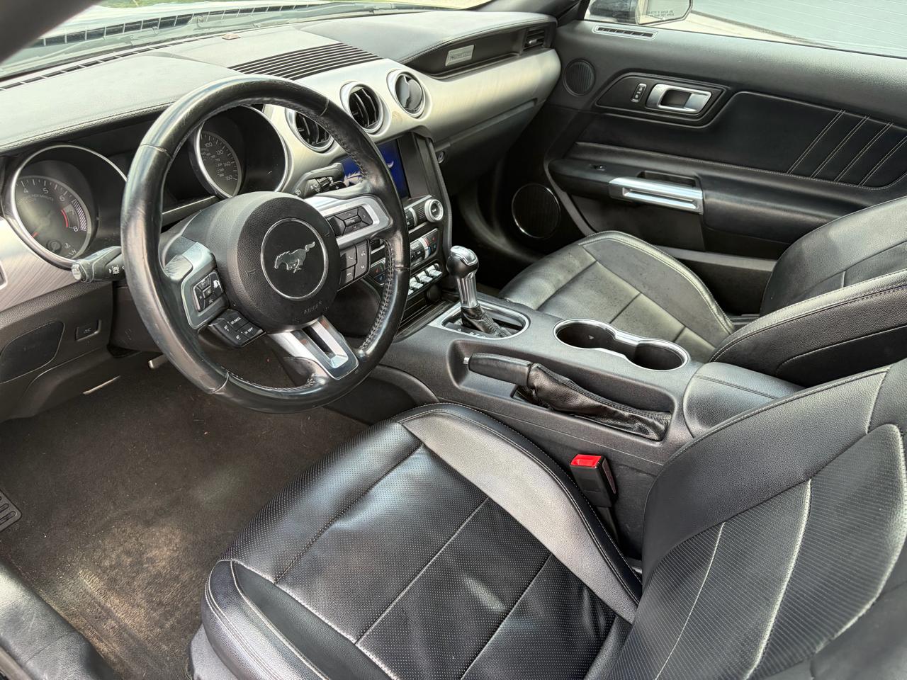Ford Mustang EcoBoost Convertible 2021