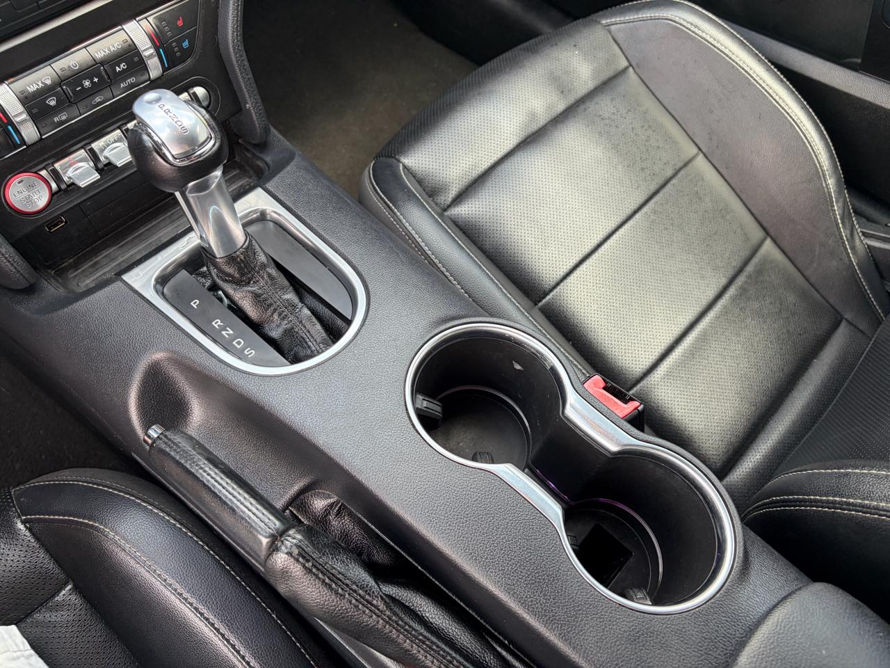 Ford Mustang EcoBoost Convertible 2021