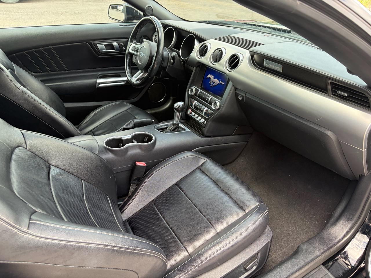 Ford Mustang EcoBoost Convertible 2021