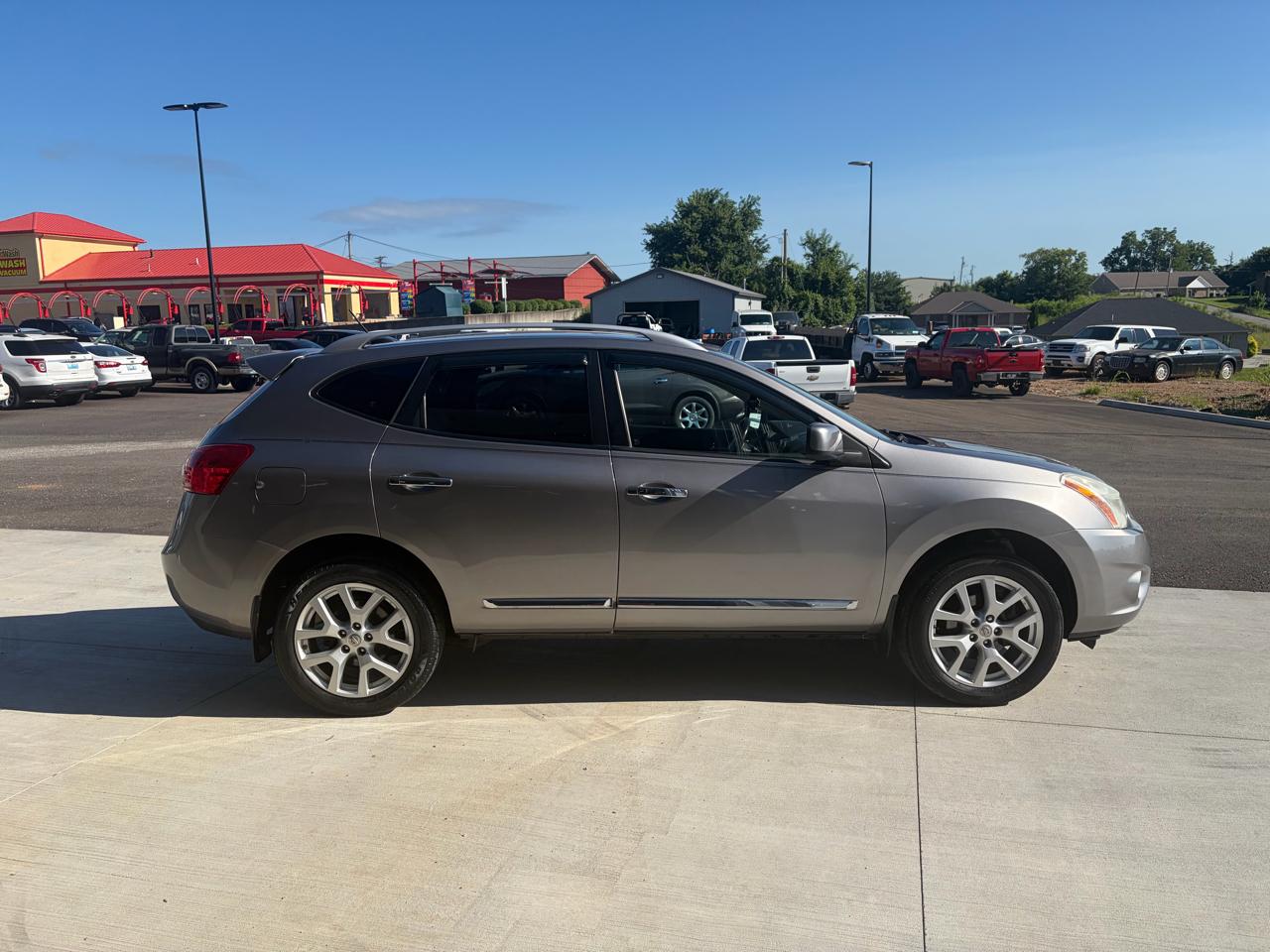 Nissan Rogue AWD 4dr SV 2011
