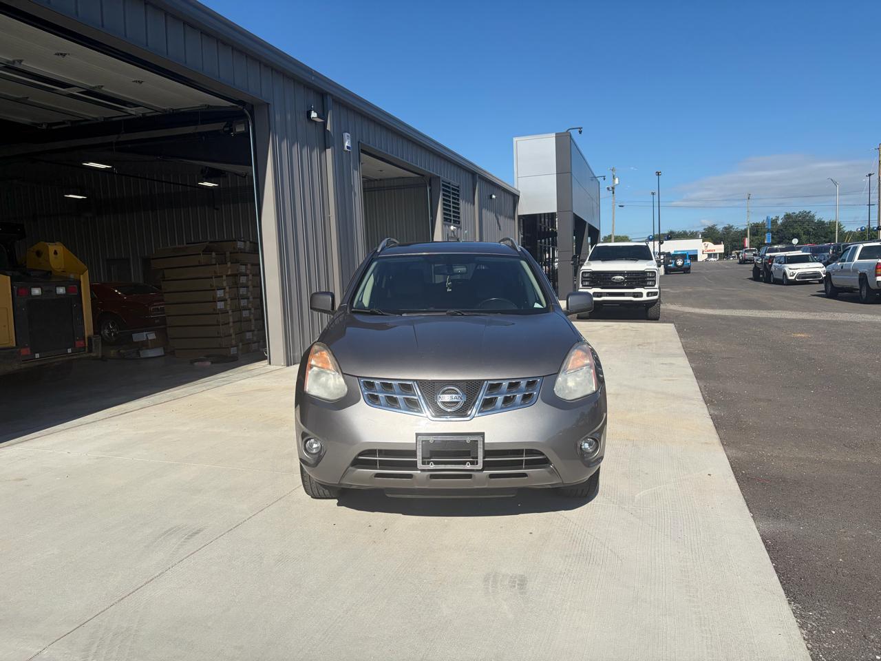 Nissan Rogue AWD 4dr SV 2011