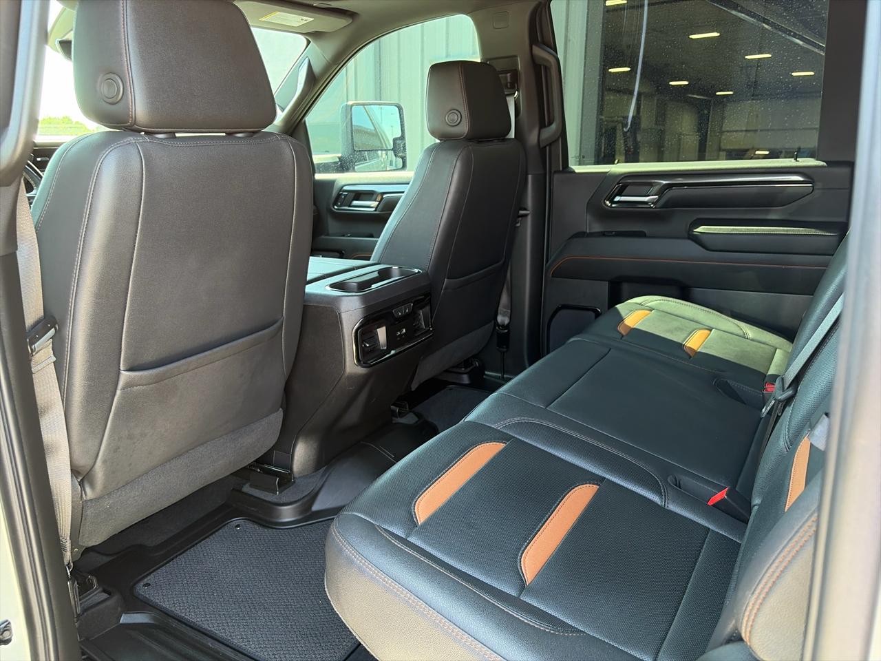 GMC Sierra 2500HD 4WD Crew Cab 159" AT4 2024